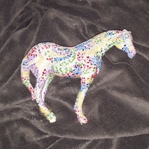 Painted trail of ponies "Caballo Briliante"